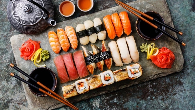 Kỹ sư, trí thức có tiếng, N3, Tokyo, Phục vụ khách hàng (nhà hàng), 20 người, Tăng ca