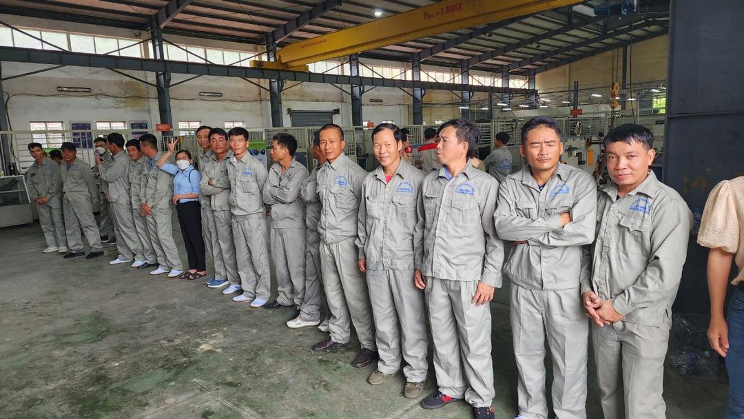 Độ tuổi đi xuất khẩu lao động là vấn đề được nhiều người lao động quan tâm